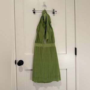 Sincerely Jules Green Pleated Keyhole Halter Mini Dress  Size S